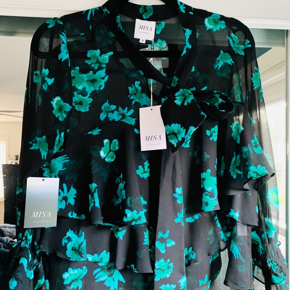 tiered blouse by MISA Los Angeles NEW🌸